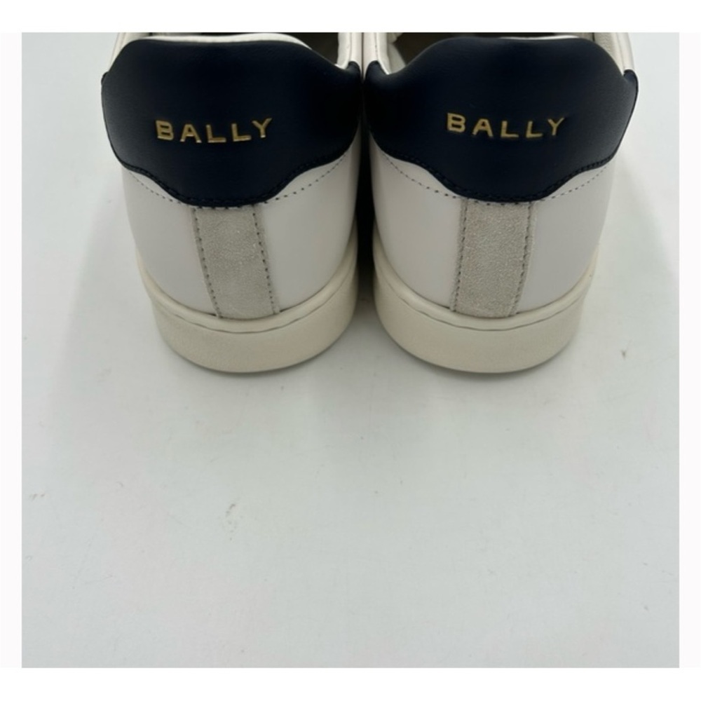 Bally low top leather sneaker with signature stripe size 11 made Italy - Picture 5 of 7